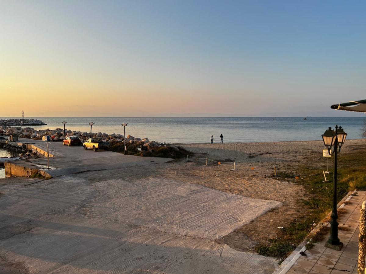 Fenia'S Beachfront House สกาลา กัลลีราคิส ภายนอก รูปภาพ